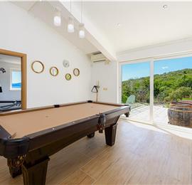 Luxury 5 Bedroom Beachfront Villa near Dubrovnik, Sleeps 11-12